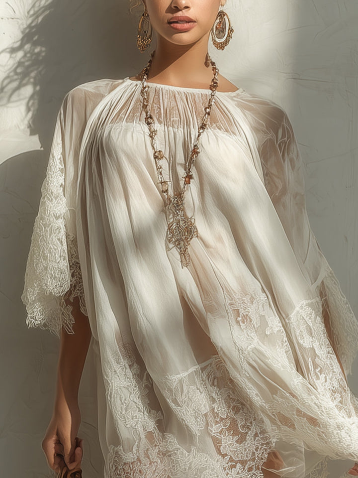 Abito Mini in Chiffon con Pannelli in Pizzo Bianco