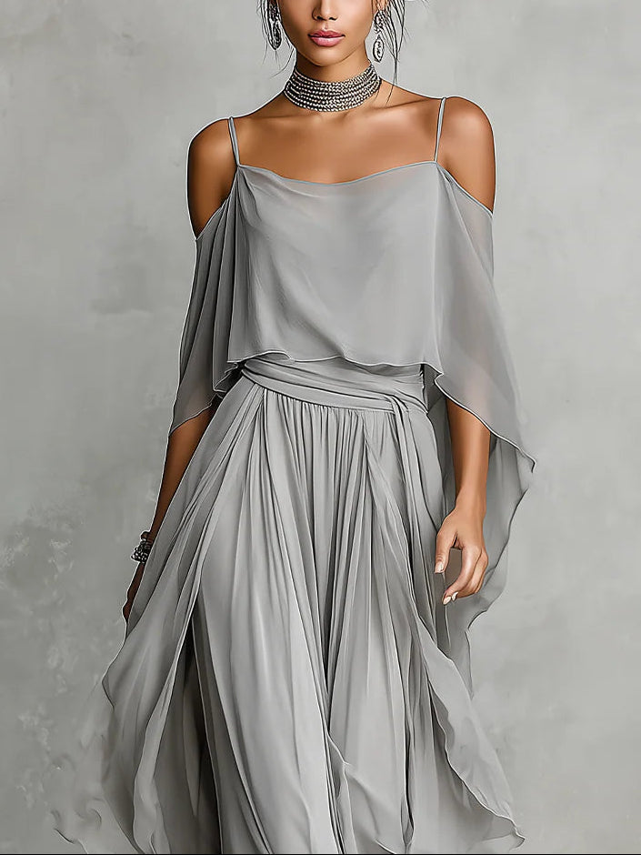 Set in chiffon grigio con canotta fluida e pantaloni a spalle scoperte