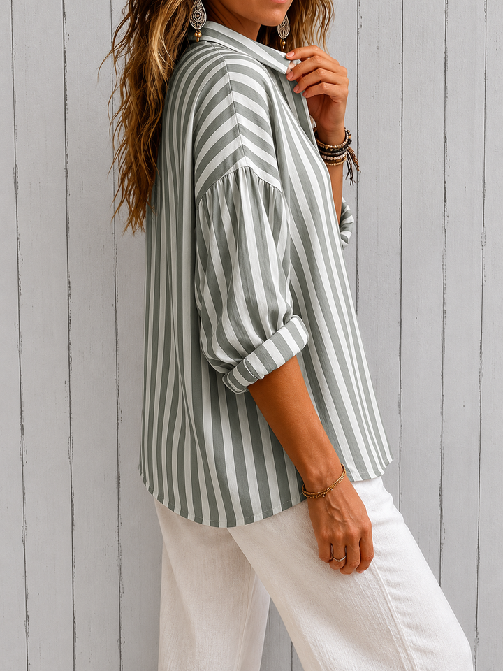 Nora | Blusa a righe morbida con colletto